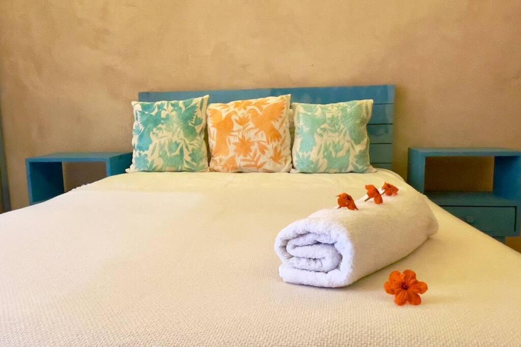Breezy And Fresh House With Roof Just 25 Min Walk To Sea Playa del Carmen