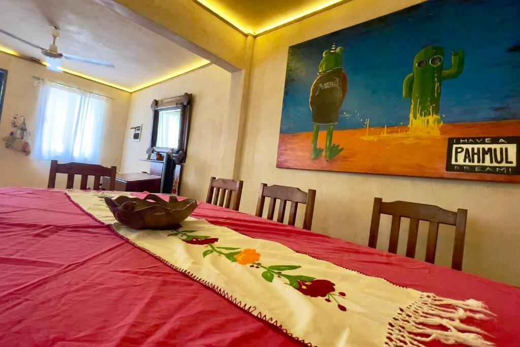 Сasa de vacaciones Breezy And Fresh House With Roof Just 25 Min Walk To Sea