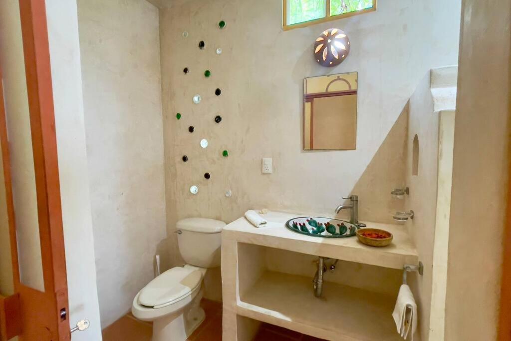 Сasa de vacaciones Breezy And Fresh House With Roof Just 25 Min Walk To Sea Playa del Carmen