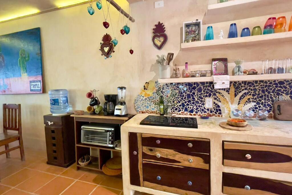 Breezy And Fresh House With Roof Just 25 Min Walk To Sea * Playa del Carmen