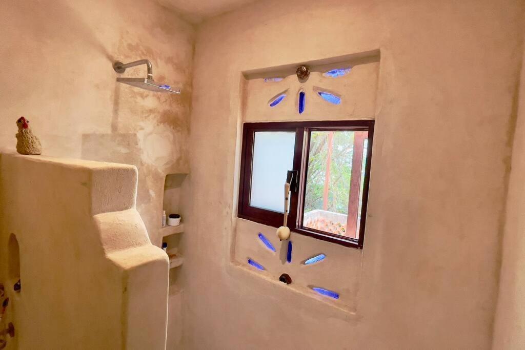 Сasa de vacaciones Breezy And Fresh House With Roof Just 25 Min Walk To Sea Playa del Carmen