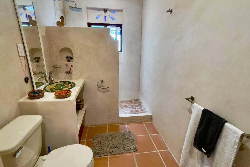Breezy And Fresh House With Roof Just 25 Min Walk To Sea *