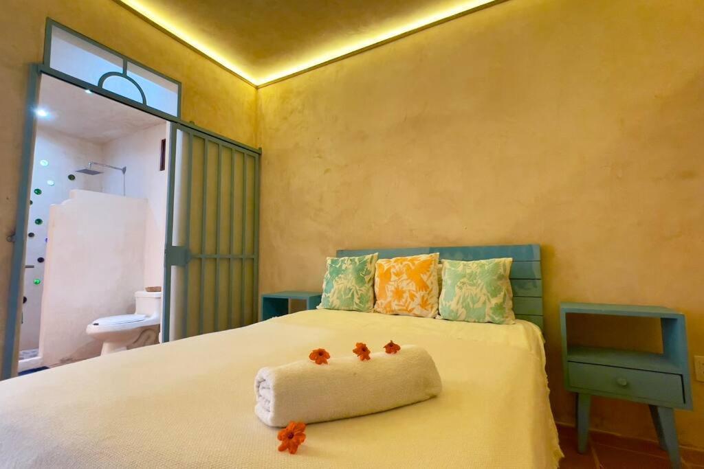 Breezy And Fresh House With Roof Just 25 Min Walk To Sea * Playa del Carmen