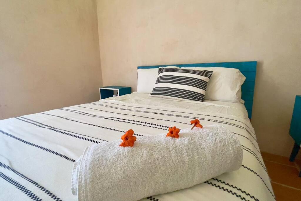 Breezy And Fresh House With Roof Just 25 Min Walk To Sea Сasa de vacaciones *