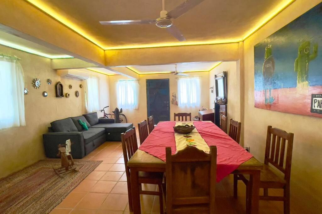 Breezy And Fresh House With Roof Just 25 Min Walk To Sea * Playa del Carmen